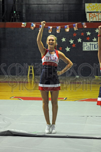 8-28 WA Pep Rally 199.JPG - SCRIVENER D300